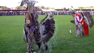 IQO03GNn qx6vrFIq Pow Wow Oglala Lakota Nation Pine Ridge 2013.jpg