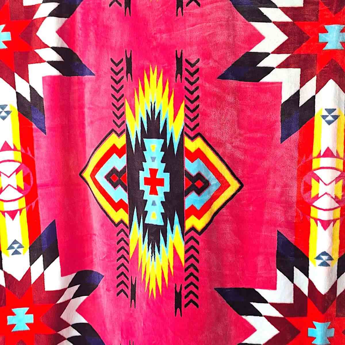 Pink Native Design - Plush Fleece Blanket