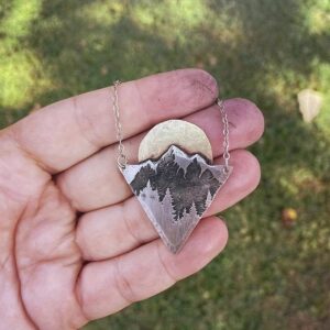 mountains with eagle cutout necklace silver 341